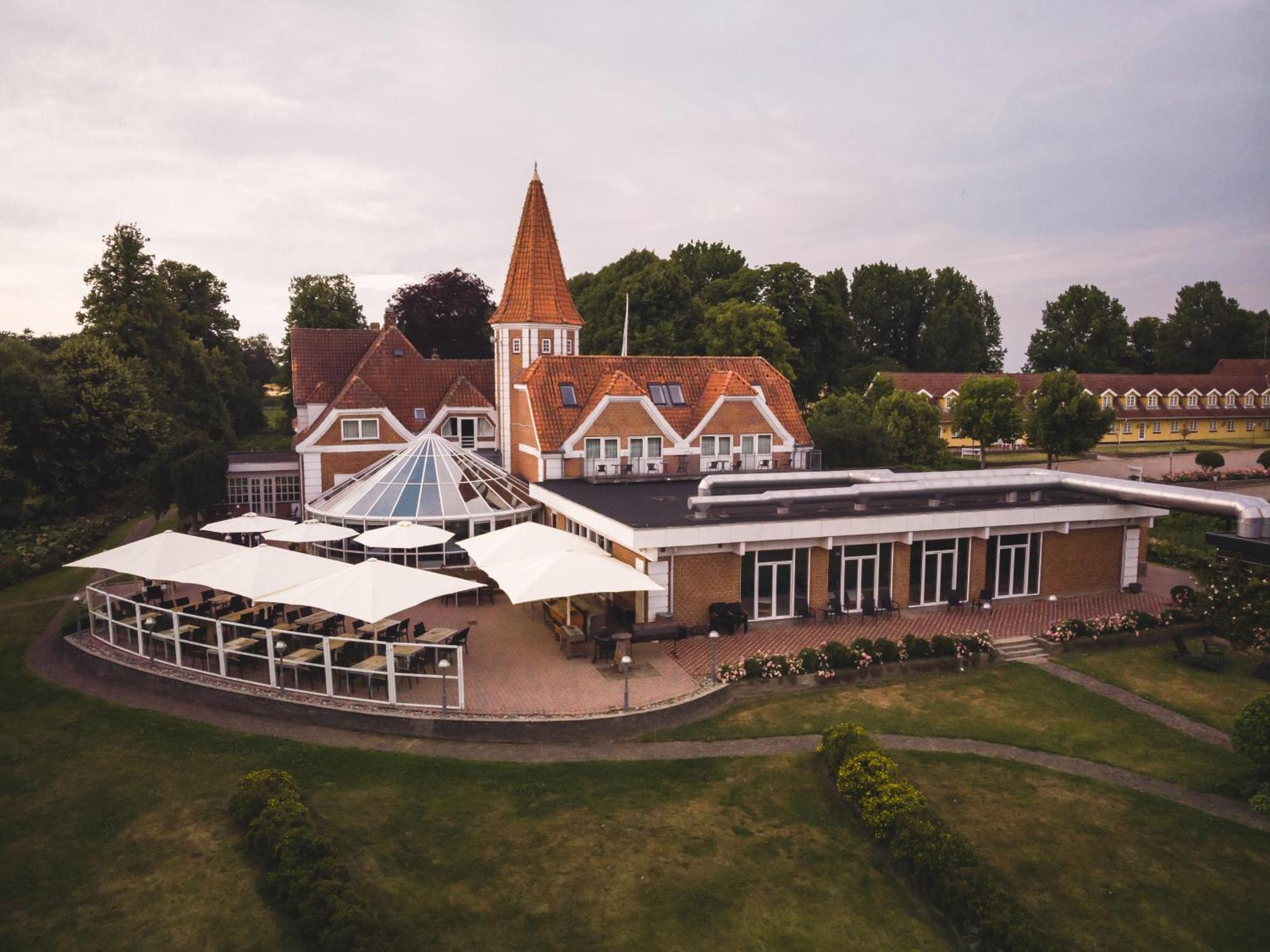 Hotel Sorup Herregaard Рингстед Экстерьер фото